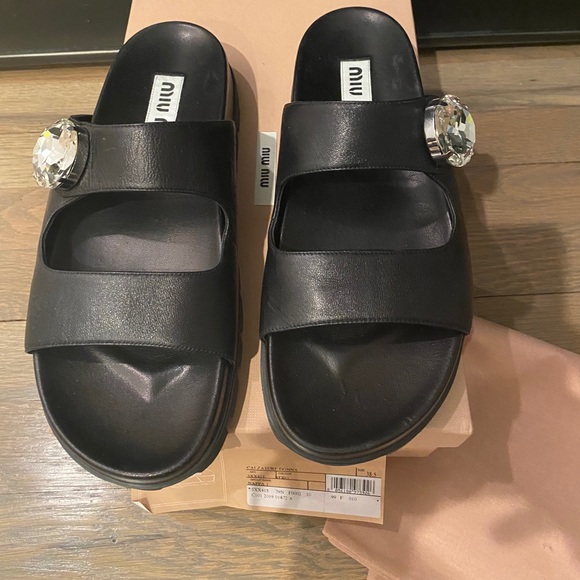 100% Authentic Miu Miu Sandals 38.5 - Picture 1 of 5